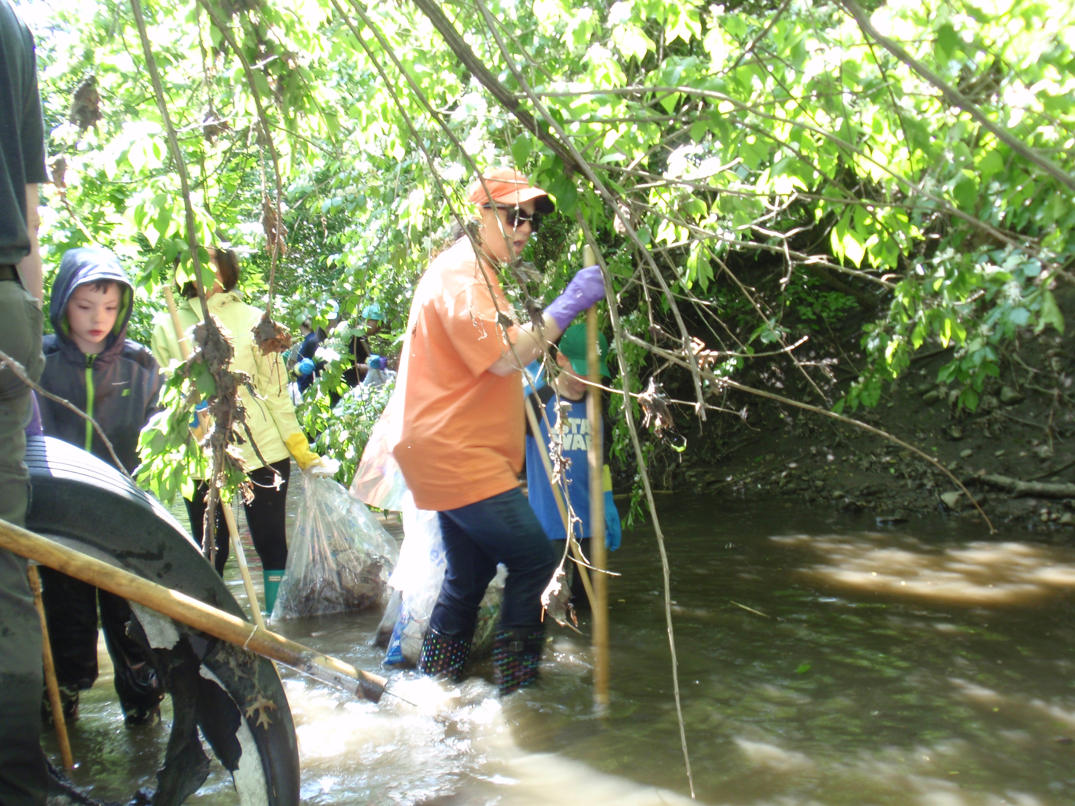 DGSD participates in DuPage County River Sweep - Downers ...